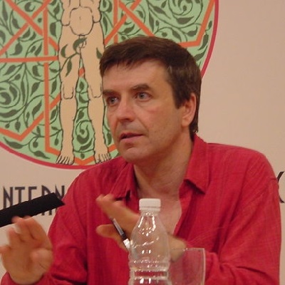 Carlos Fernández Liria